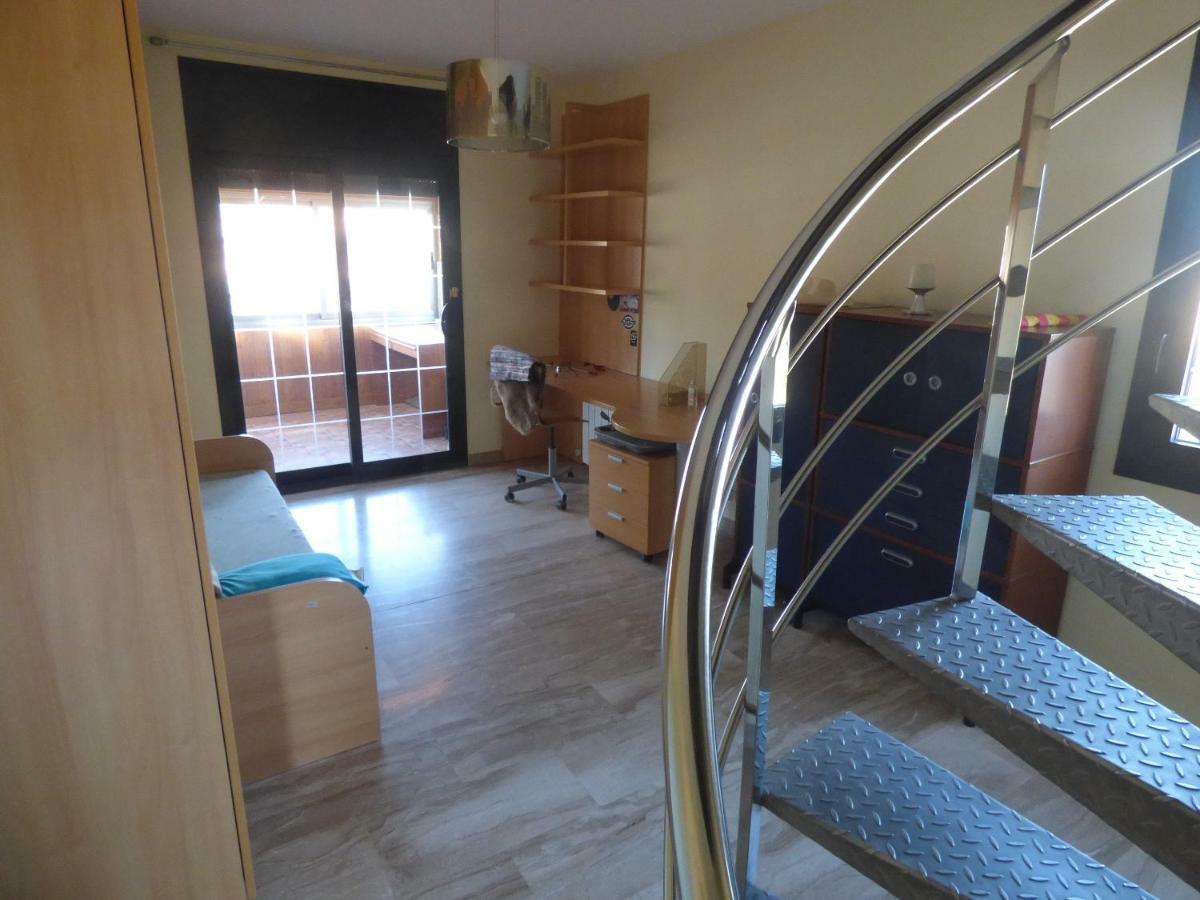 Chalet Moderno Con Piscina En Калафелл Экстерьер фото
